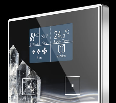 KNX Touchpanel mit Temperaturanzeige und integriertem Thermostat.