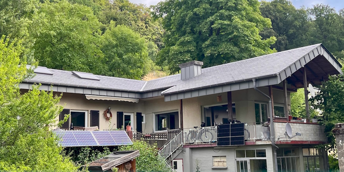 KNX Hackathon Finalist: Sharlynsland - ein Haus, in dem KNX, PV und Überwachung zu Einsparungen von 35% führen
