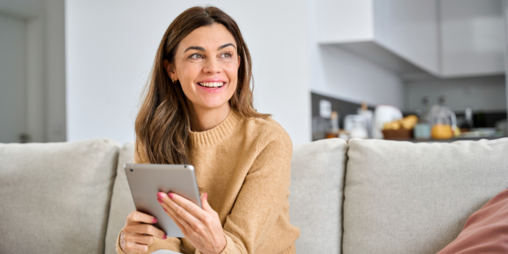 Los enchufes inteligentes se unen a KNX: la solución energética a largo plazo para los propietarios de viviendas