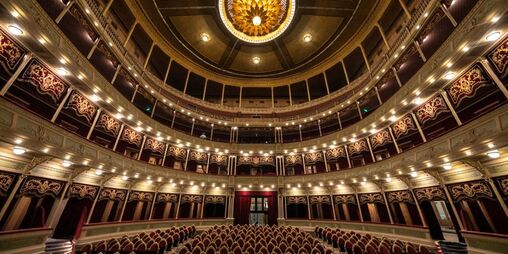 2020 KNX Award International - Africa, America, Australia Winner: Theatre Lighting Renovation
