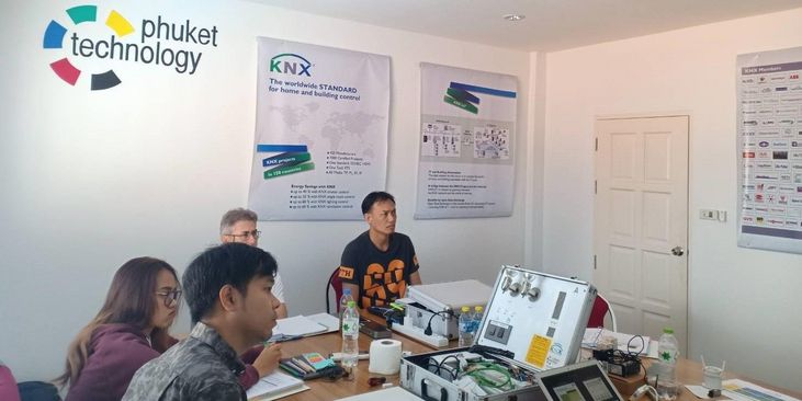 KNXTrain auf Höchststand in Thailand