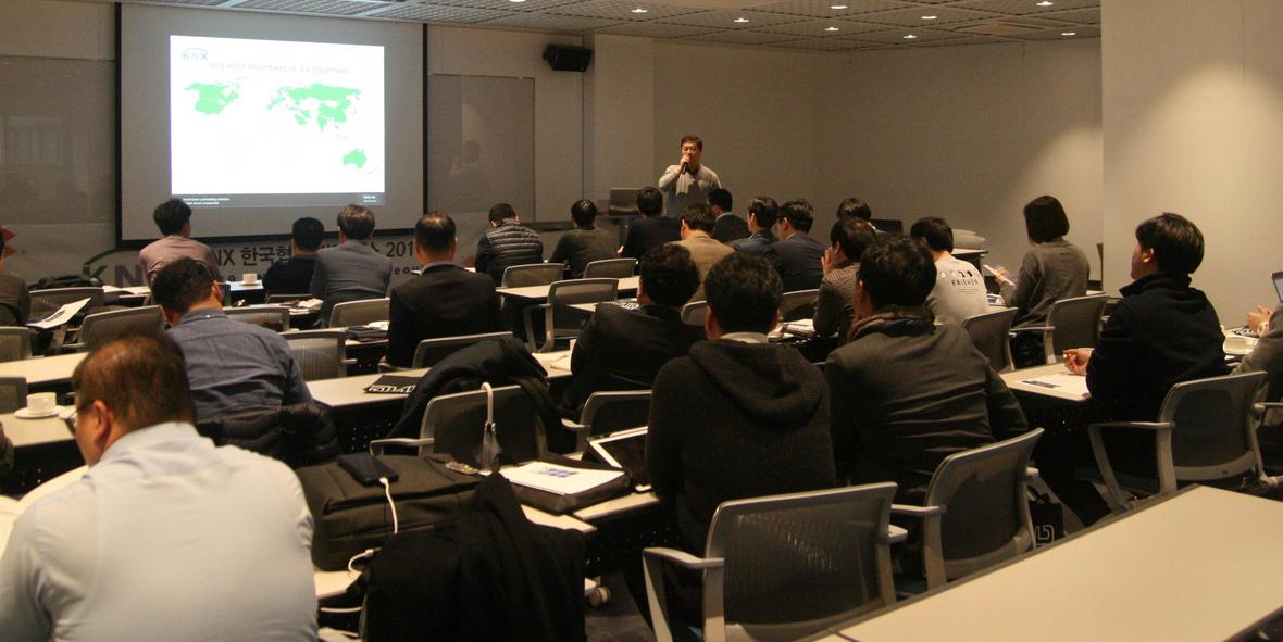 KNXTrain potenza la formazione in Corea