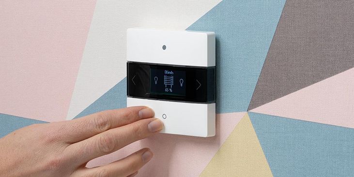 Theben iON 108 KNX room controller